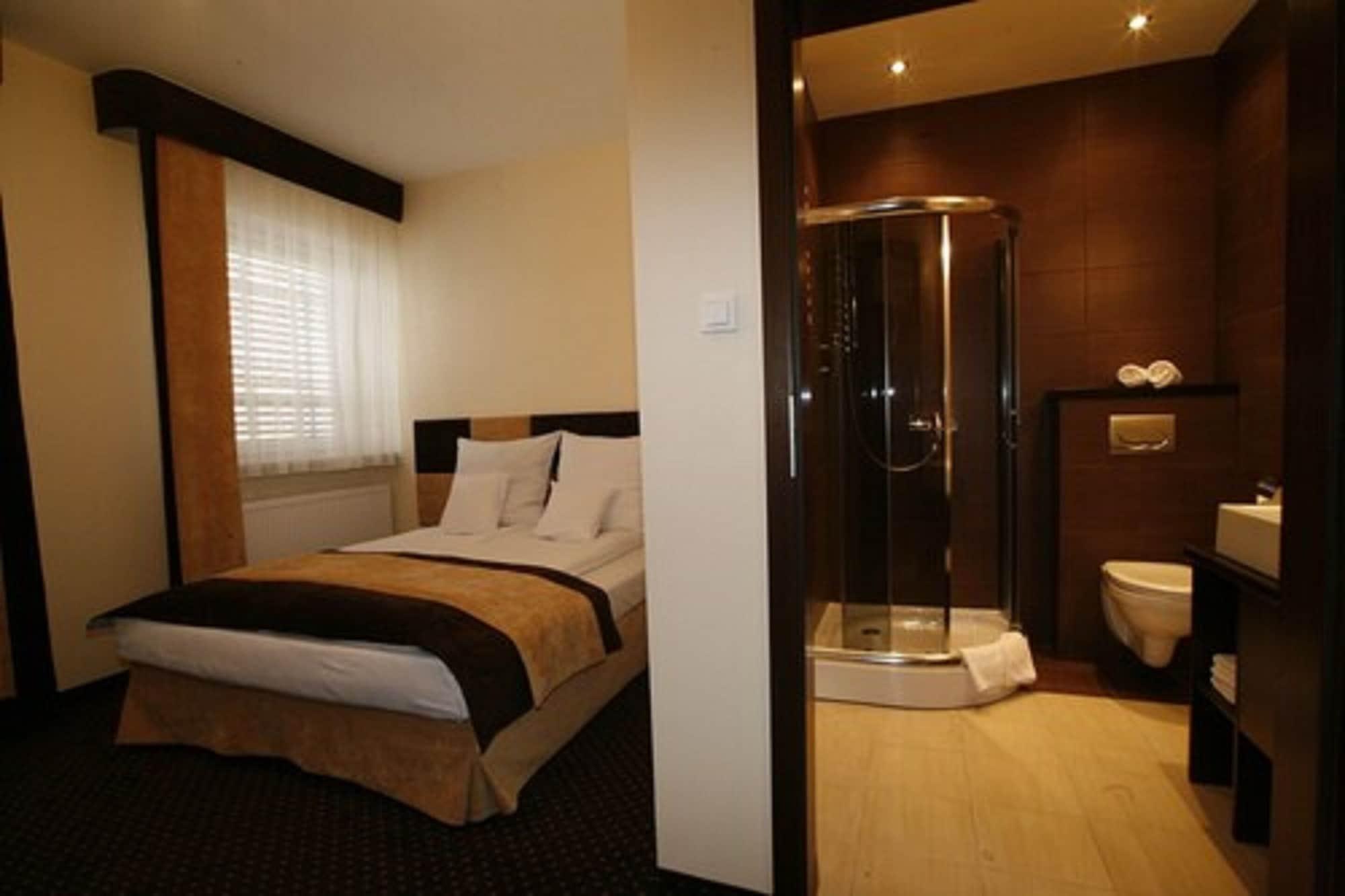 Boutique Hotel'S I Milionowa ウッチ エクステリア 写真