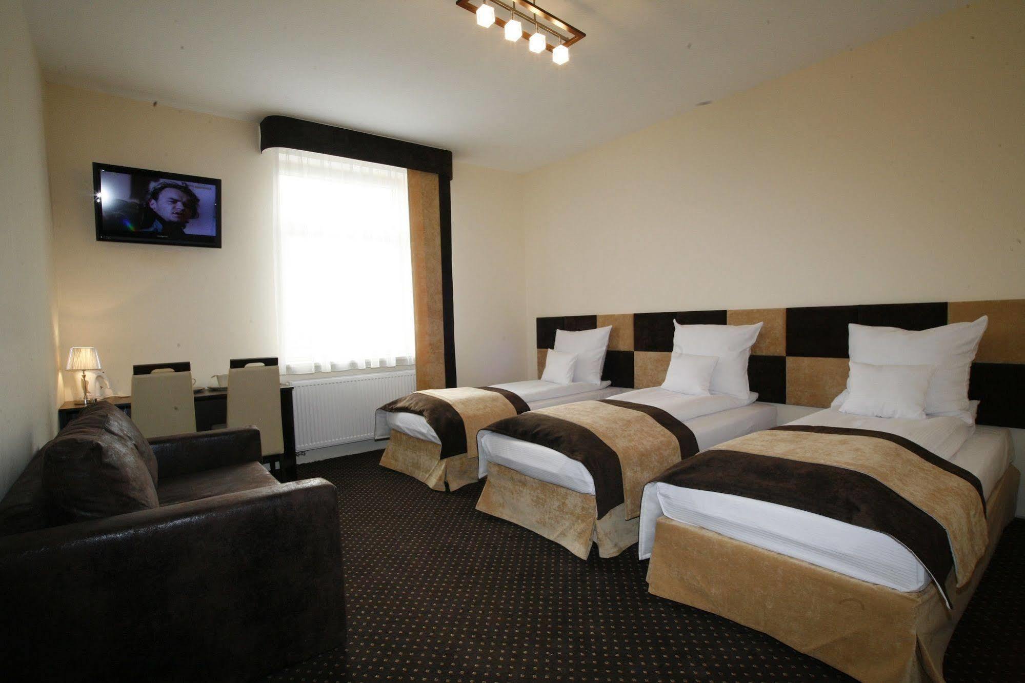 Boutique Hotel'S I Milionowa ウッチ エクステリア 写真